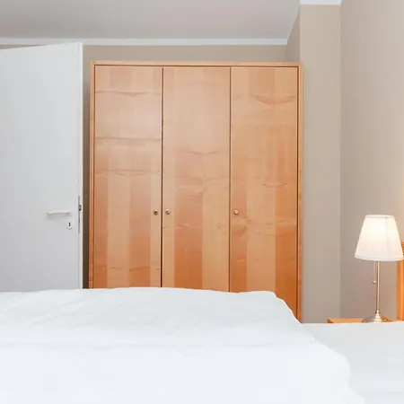 Apartment 386, Seepark