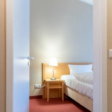 386, Seepark Apartment *