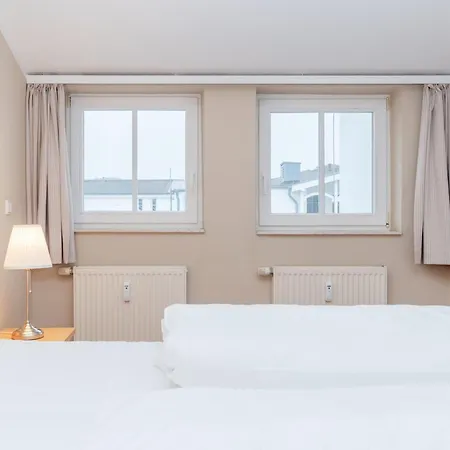 Apartment 386, Seepark